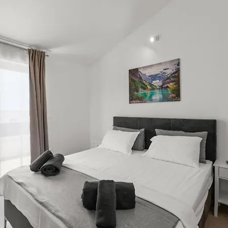 Luxury Holiday Delfis, Istra- * Kukci